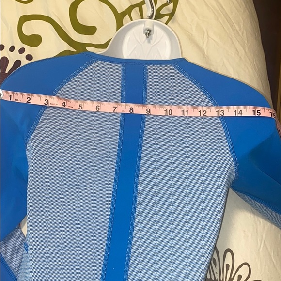 Lululemon Striped Long-Sleeve Rulu - Picture 8 of 9